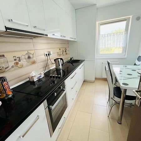 Green Apartaments Zarnesti Luaran gambar